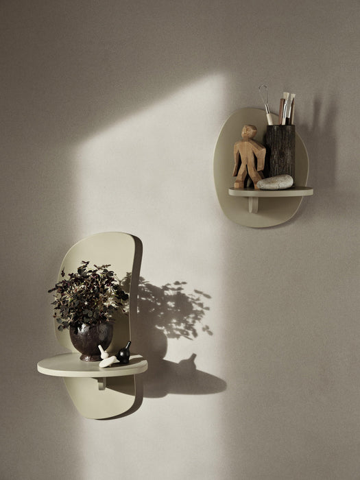 Pilu Wooden Wall-Mounted Shelf