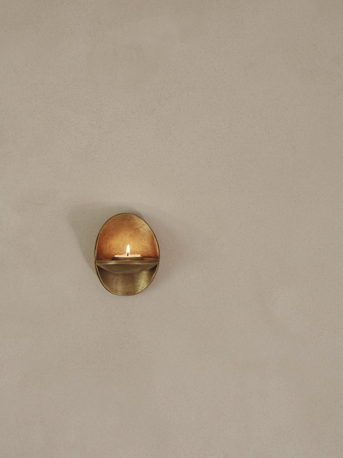 AgapÃ© Wall-Mounted Tealight Holder