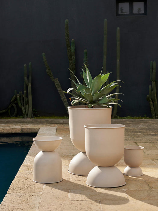 Hourglass Plant Pot, H 43 cm