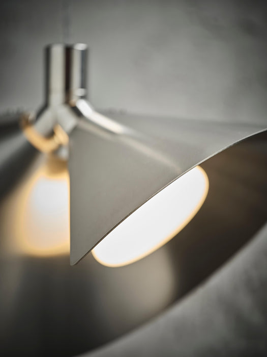 Small Pendant Light Peel