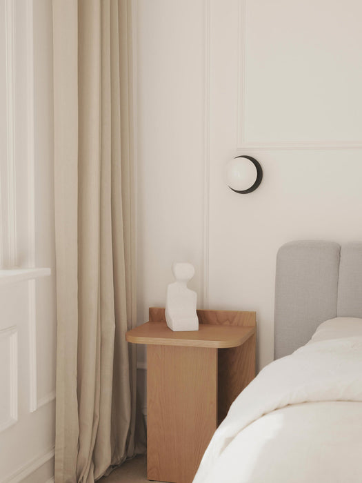 Ismo Oak Wood Side Table