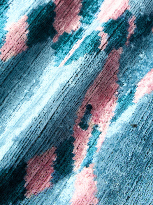 Velvety Silk Velvet Cushion Cover with Abstract Pattern