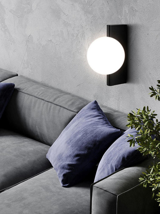 Wall Lamp Avant