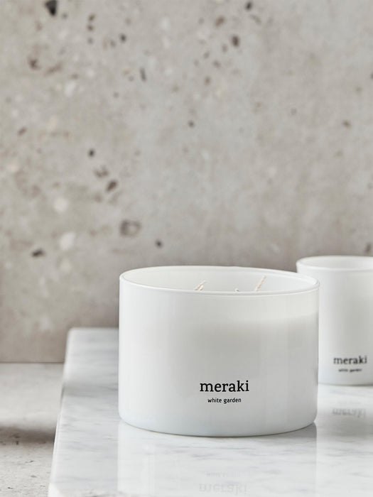 Scented Three-Wick Candle White Garden Rose Cyclamen Cedarwood