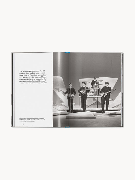 The Beatles: on the road 1964-1966 Photobook
