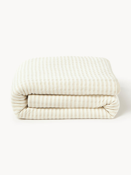 Nivia Quilted Cotton Bedspread