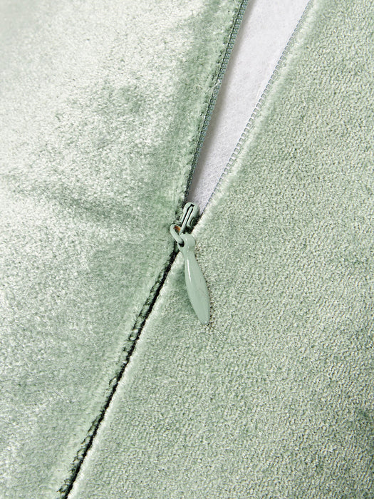 Nikita Neck Roll with Fringes
