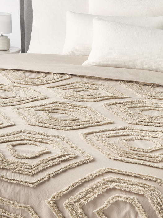 Faye Cotton Percale Bedspread with Tufted Geometric Pattern