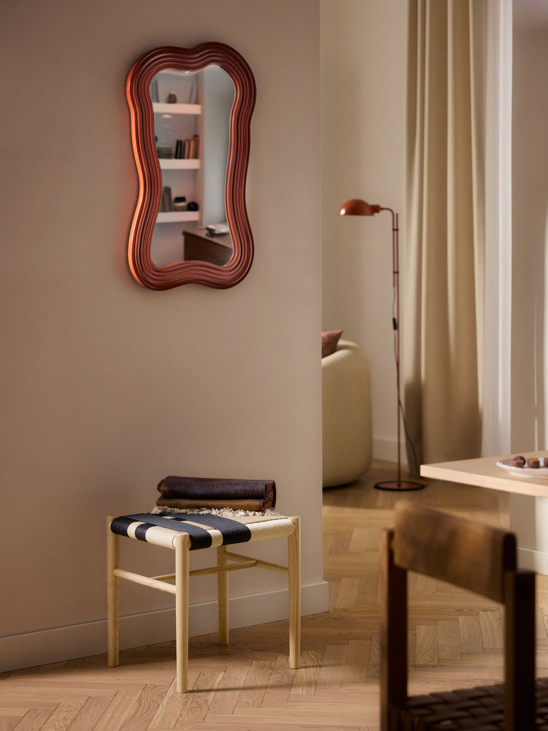 Cosimo Wall Mirror with Wavy Frame