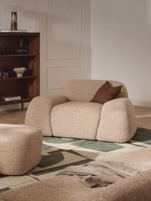 Wolke Bouclé Lounge Chair