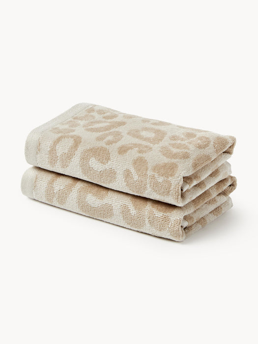 Towel Leo in various sizes