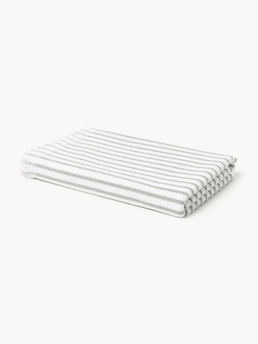 Towel Irma in various sizes