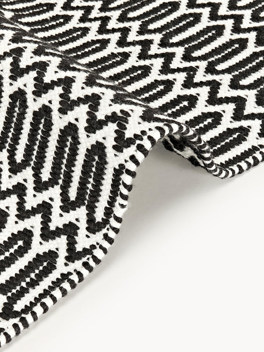 Rune Hand-Woven Indoor & Outdoor Rug with Geometric Pattern