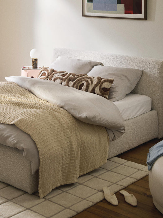 Jiri XL Hand-Tufted Cushion Cover with Tufted Design