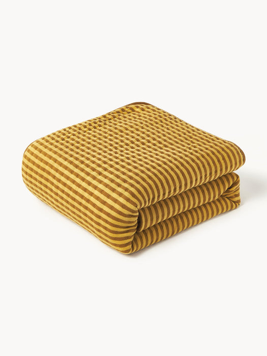 Nivia Quilted Cotton Bedspread