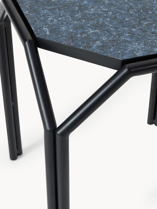 x Rezign Stool Danilo