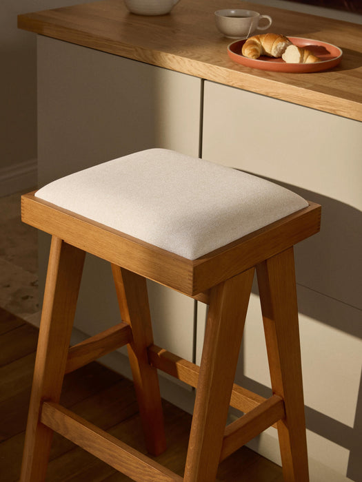 Upholstered Bar Stool Sissi