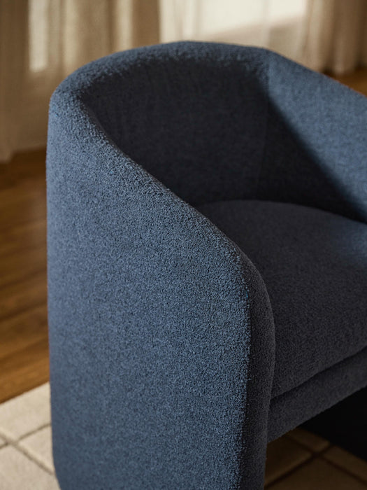 Boucl Dining Chair Mairo with Armrests