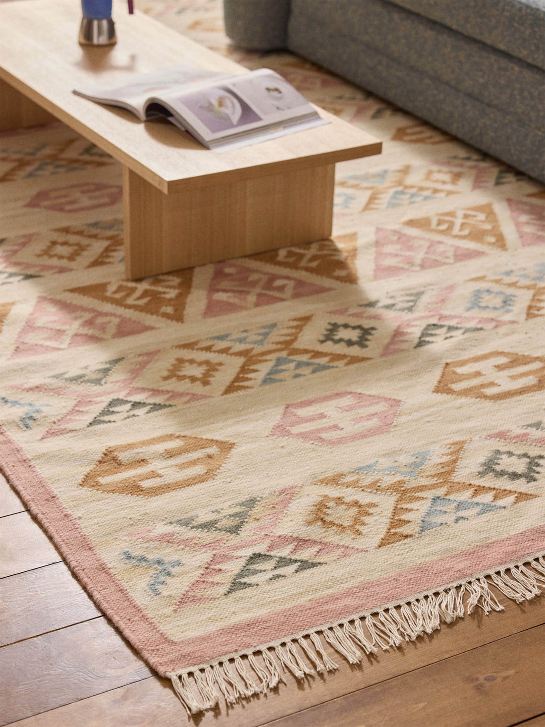 Anisa Hand-Woven Wool Kilim Rug