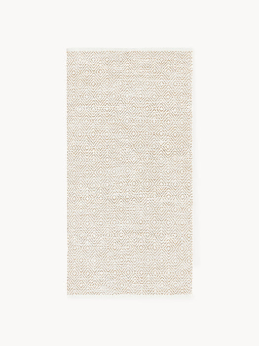 Hand-Woven Indoor & Outdoor Rug Rika with Diamond Pattern