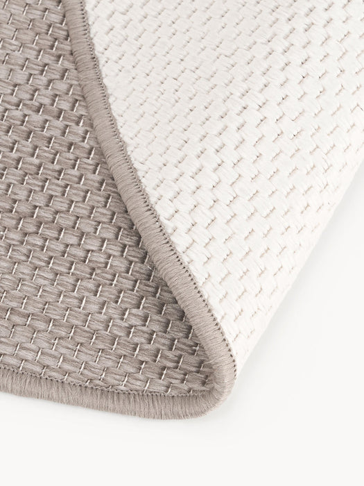 Whitby Round Reversible Indoor & Outdoor Rug