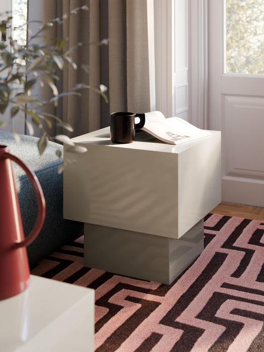 Square Side Table Alessa