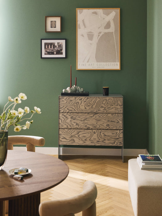 Dresser Ako