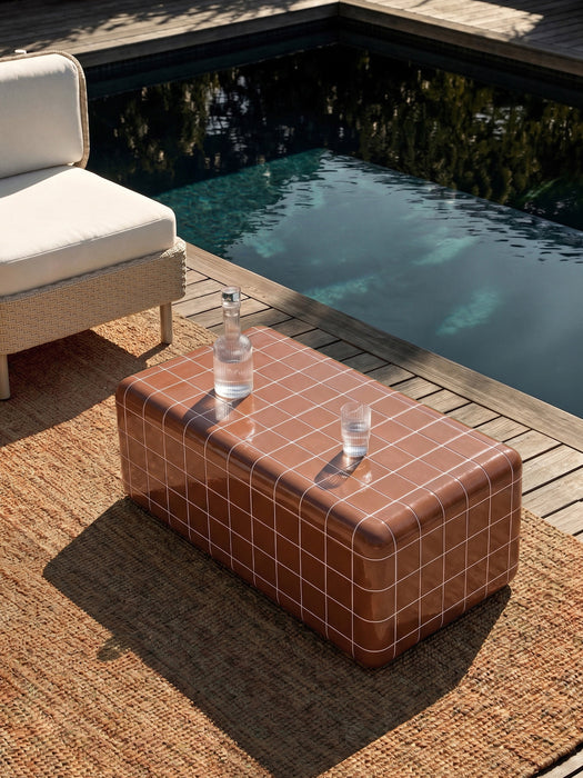 In- & Outdoor Coffee Table Doug