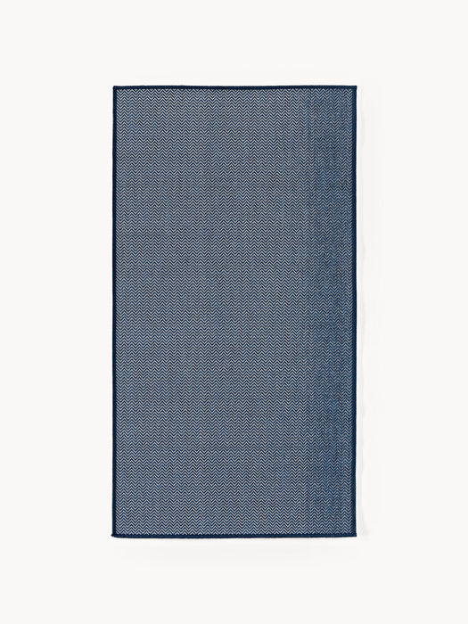 Indoor & Outdoor Reversible Rug Cort with Zigzag Pattern