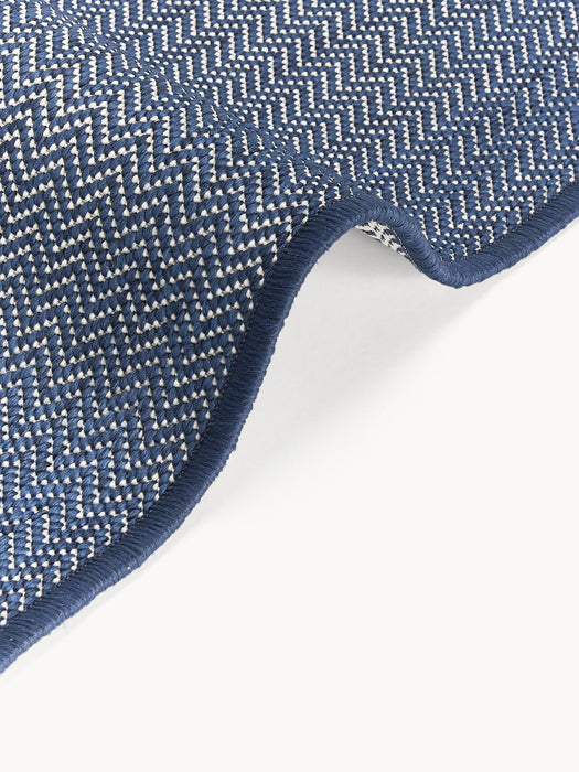 Cort Indoor & Outdoor Reversible Rug with Zigzag Pattern
