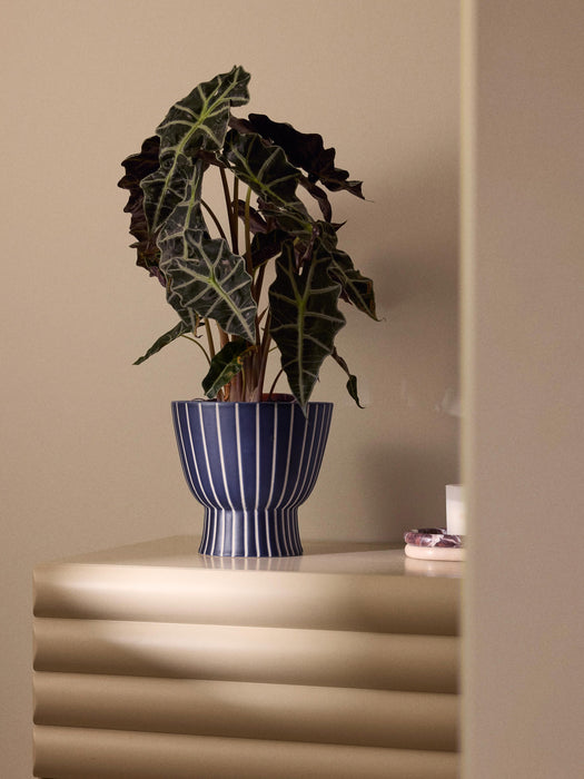 Hand-Painted Cover Pot Elio H 23 cm