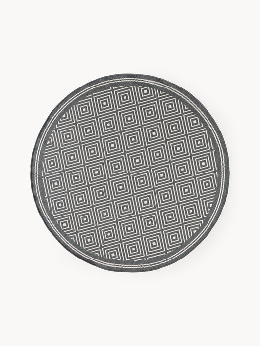 Round Reversible Indoor & Outdoor Rug Reddy with Diamond Pattern