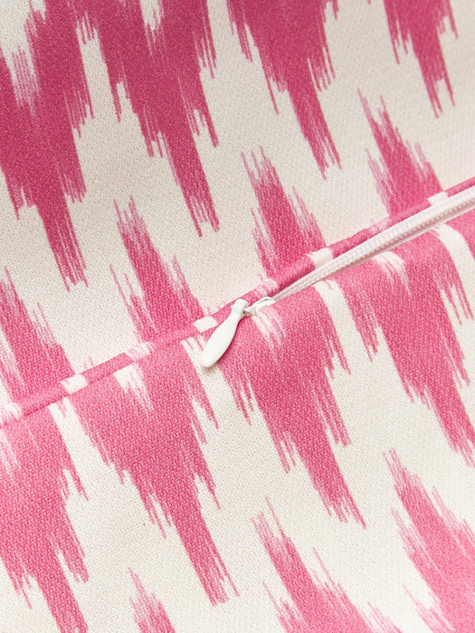 Outdoor Cushion Cover Maillot with Ikat Pattern