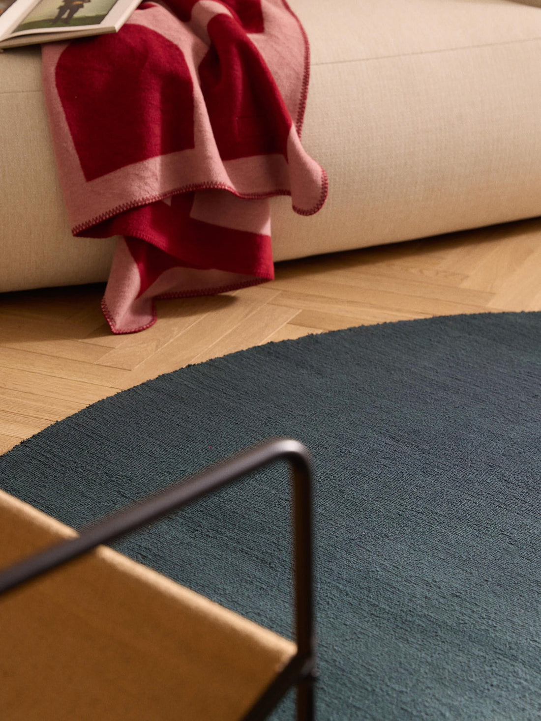 Lora Round Hand-Woven Cotton Rug