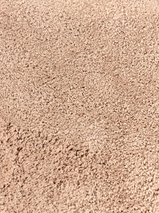 Leighton Round Fluffy High-Pile Rug