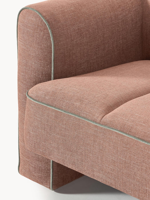 Armchair Bobi