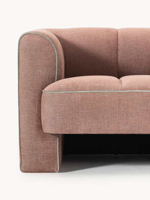 Armchair Bobi