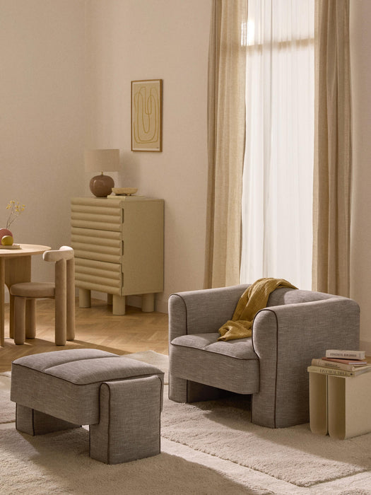 Bobi Armchair