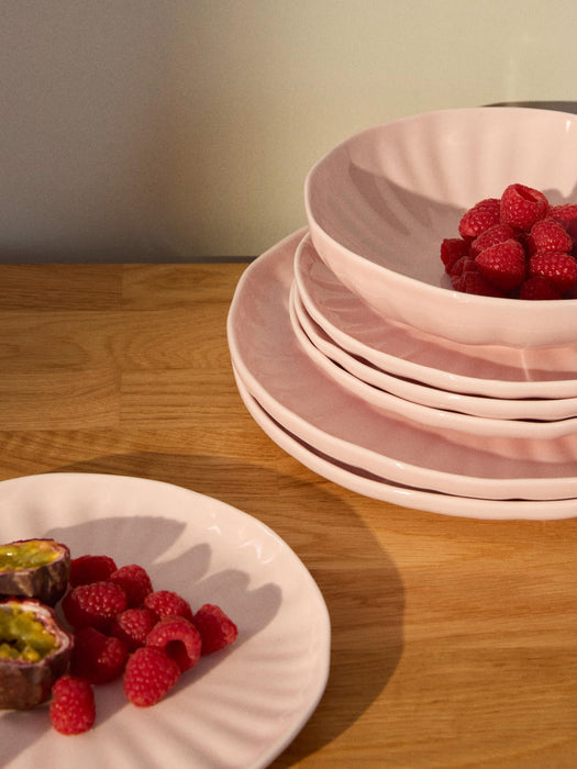 Porcelain Soup Plates Sali with Embossed Pattern Set of 4