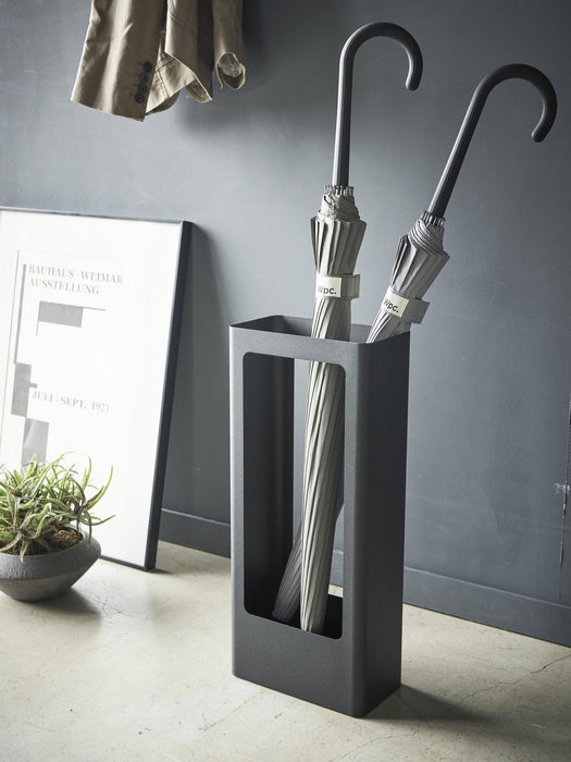Metal Umbrella Stand Tower