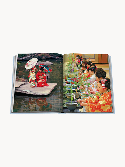 The Classics Collection Coffee Table Book Kyoto Serenity