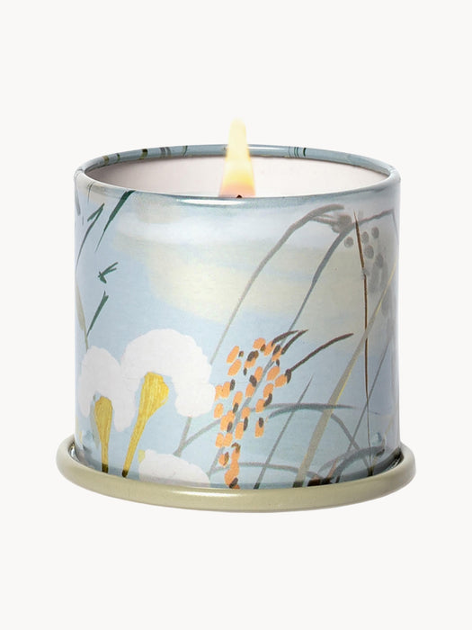 Scented Candle Vanity Jasmine & Salty Sea Air