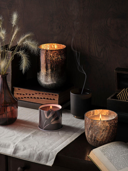 Scented Candle Cedarwood Suede & Amber