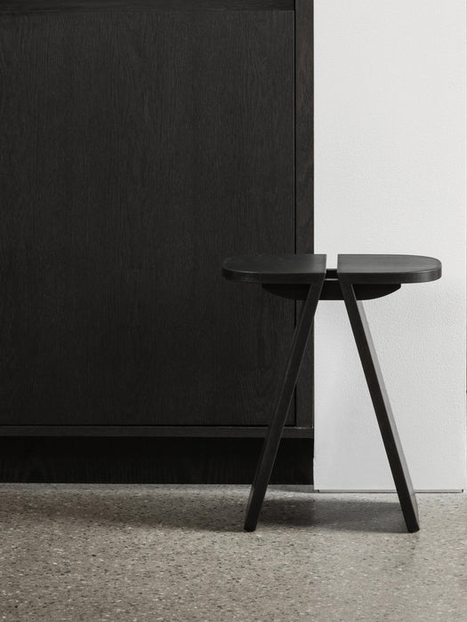 Avio Oak Wood Stool