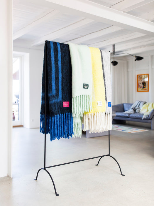 Handmade Blanket Weekend with Fringes