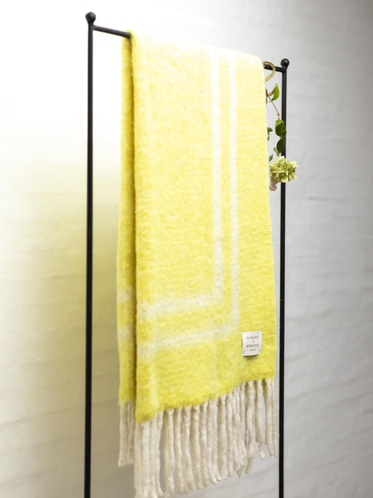 Handmade Blanket Weekend with Fringes
