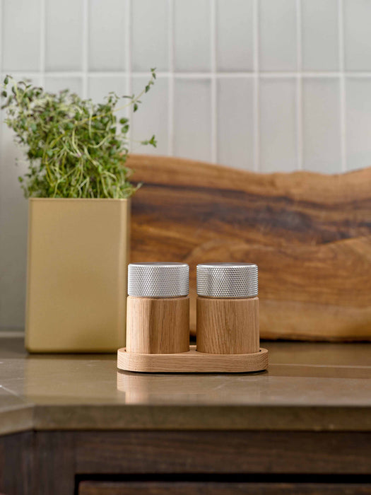 Sina Oak Wood Salt and Pepper Mills with Tray