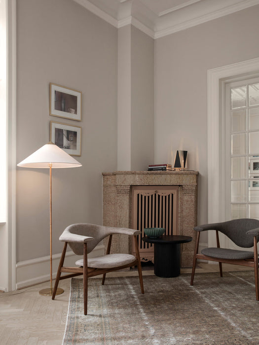 9602 Floor Lamp