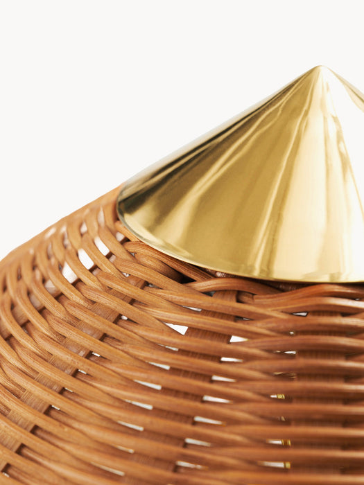 9602 Floor Lamp