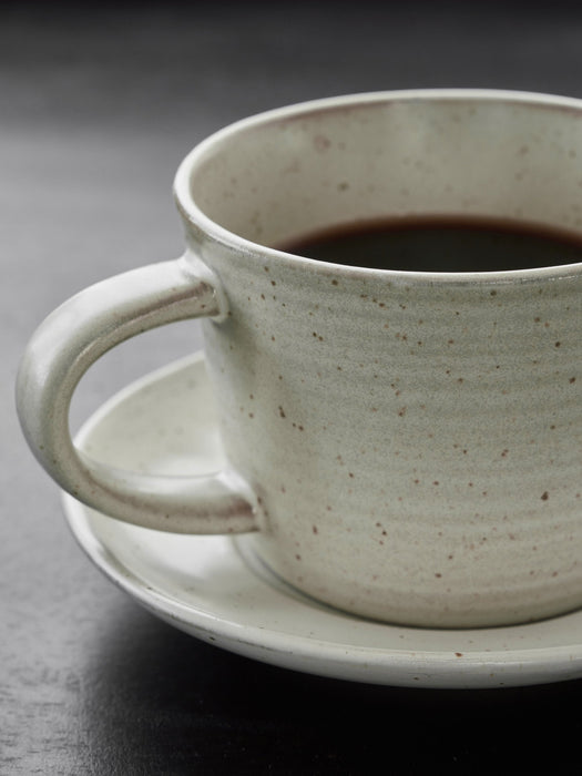 Tea Cup Pion with Saucer